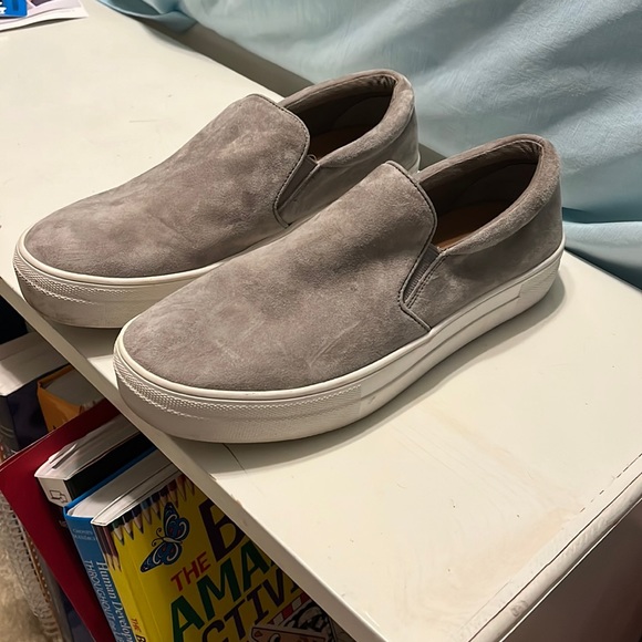 Steven Madden Womens Grey Suede Gills Sneaker Size 9.5 - Picture 2 of 4